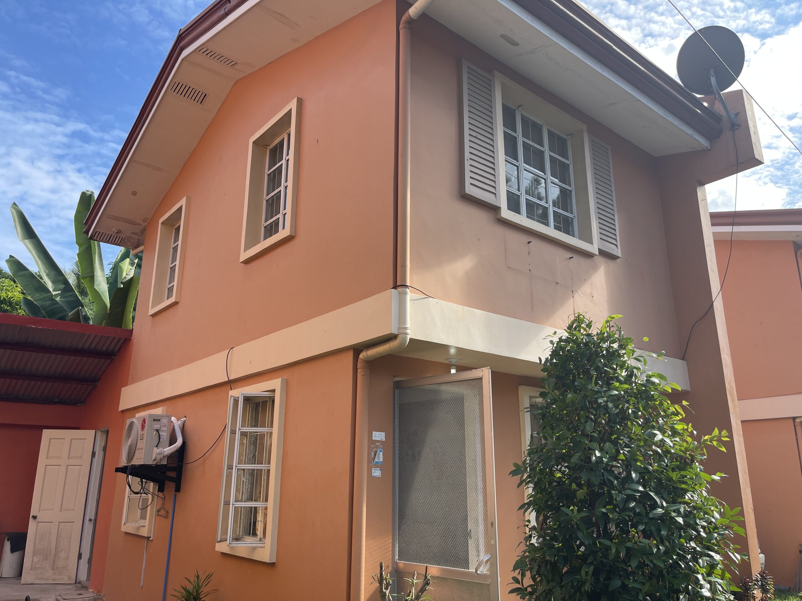 2 BR Townhouse for Rent and For Sale in Dumaguete